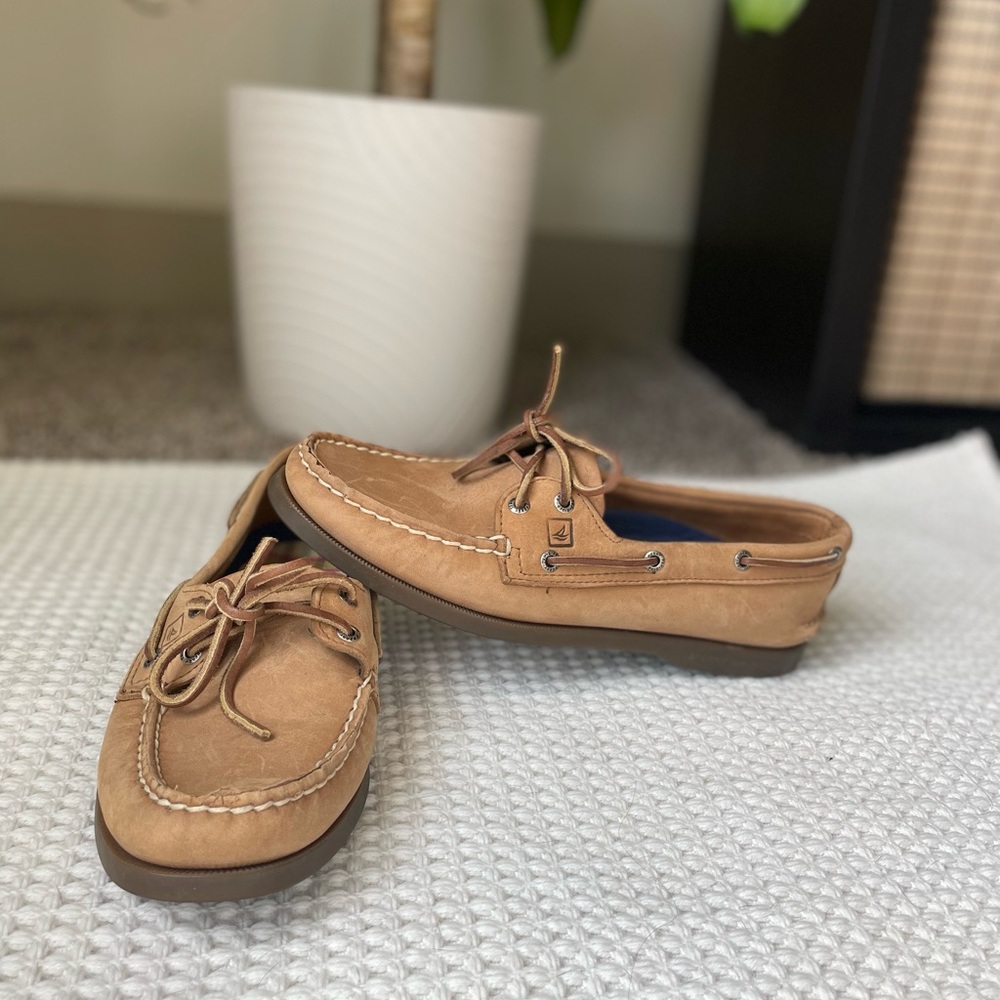 SPERRY Top -sider Tan color # 9